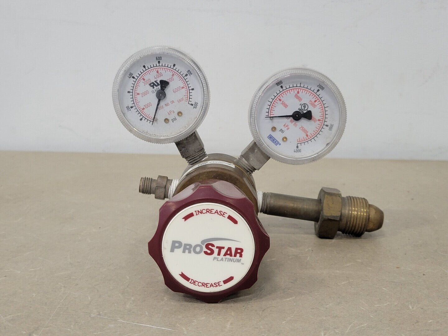 PROSTAR Gas Regulator PRS400253, 3000 psi In, 500 psi Out