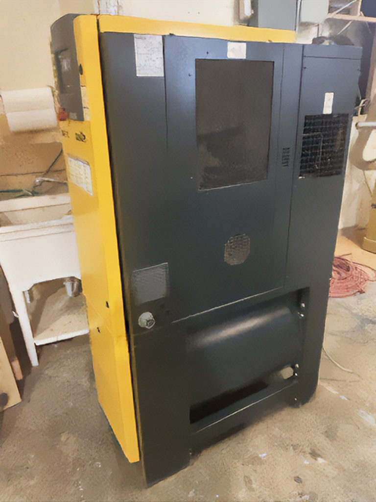 KAESER 15 hp Screw Compressor w/ Dryer SM 15
