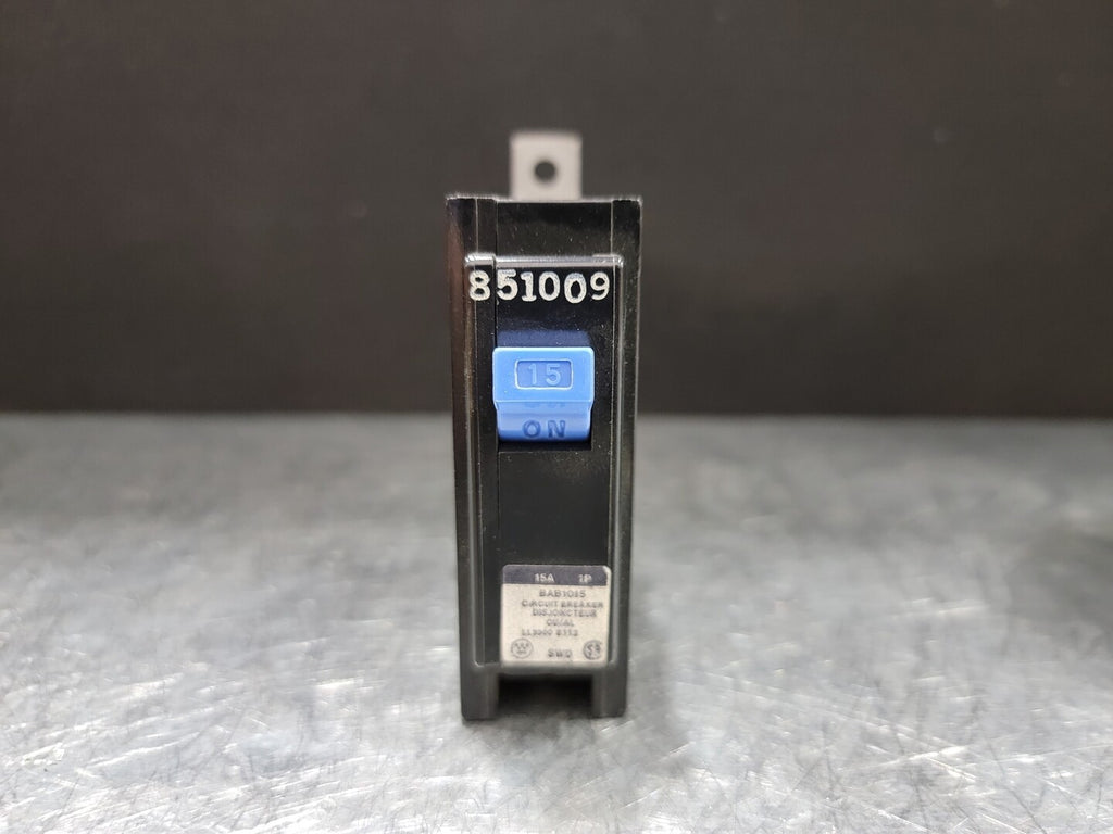 WESTINGHOUSE 15 Amp, 1 Pole, 120 volts Circuit Breaker BAB1015