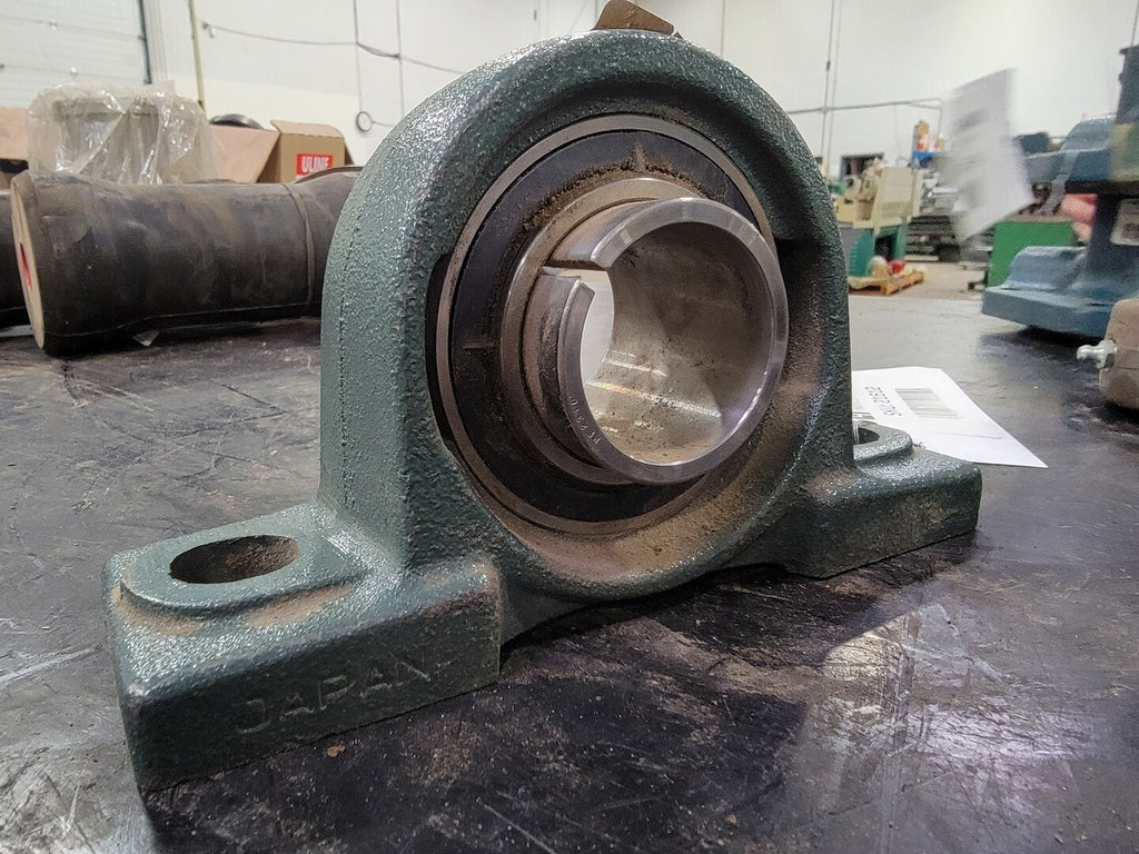 Pillow Block Bearing w/ Adapter Sleeve  1-3/4" Bore, UKP210 HE2310