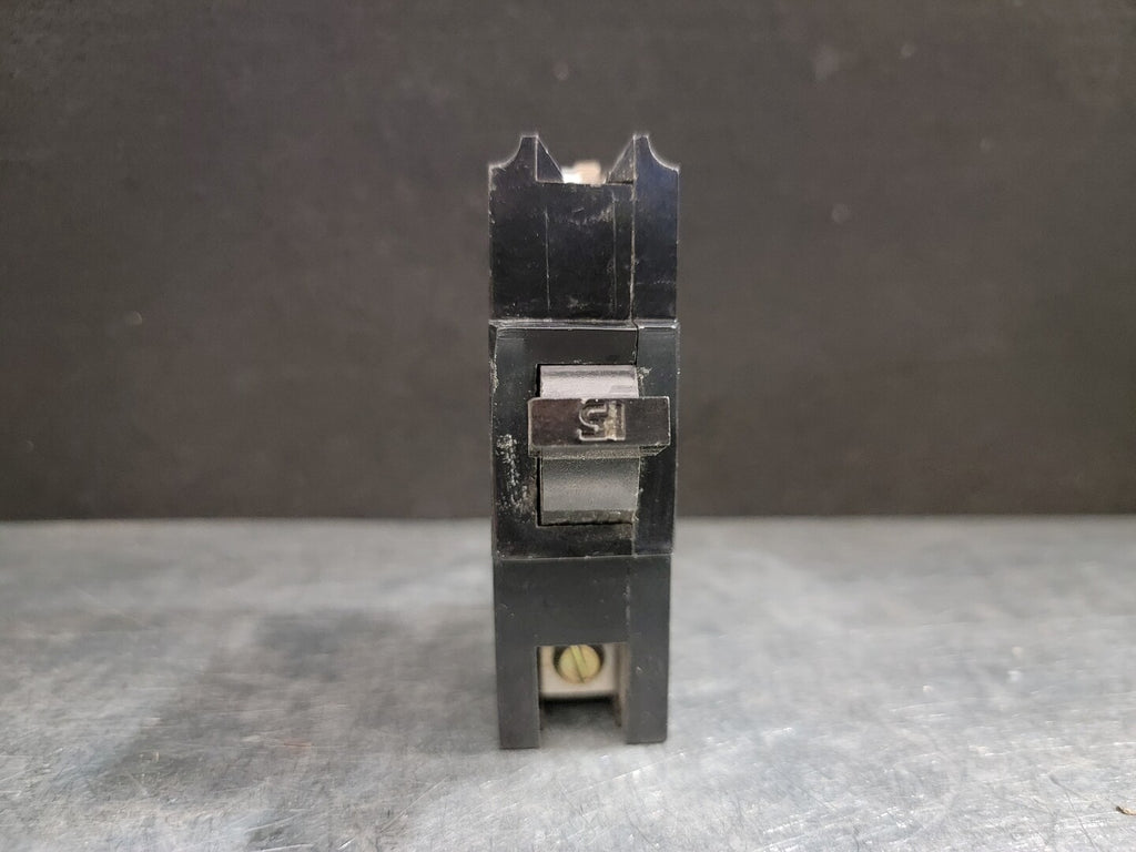 FEDERAL PIONEER 15 Amp, 1 Pole, 240 volts Circuit Breaker NB115