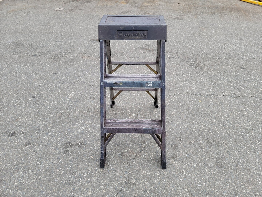 FEATHERLITE Step Stool