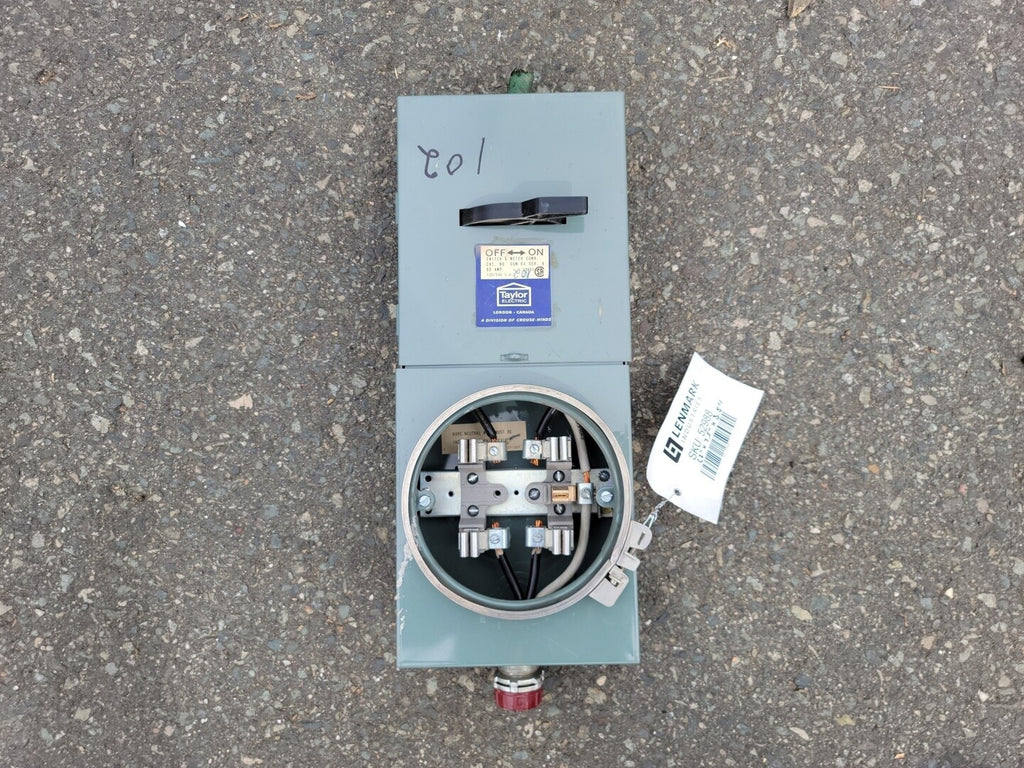 TAYLOR 60 Amp Meter Socket No. USM 64