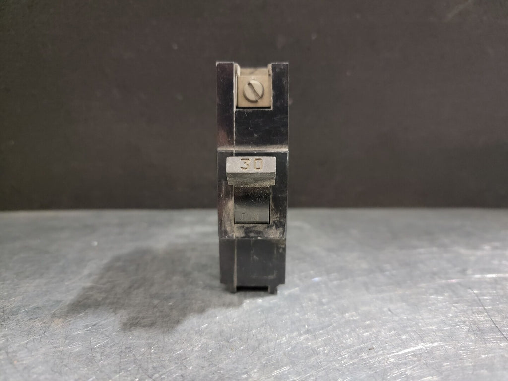 FEDERAL PIONEER 30 Amp, 1 Pole, 240 Volts Circuit Breaker NA130