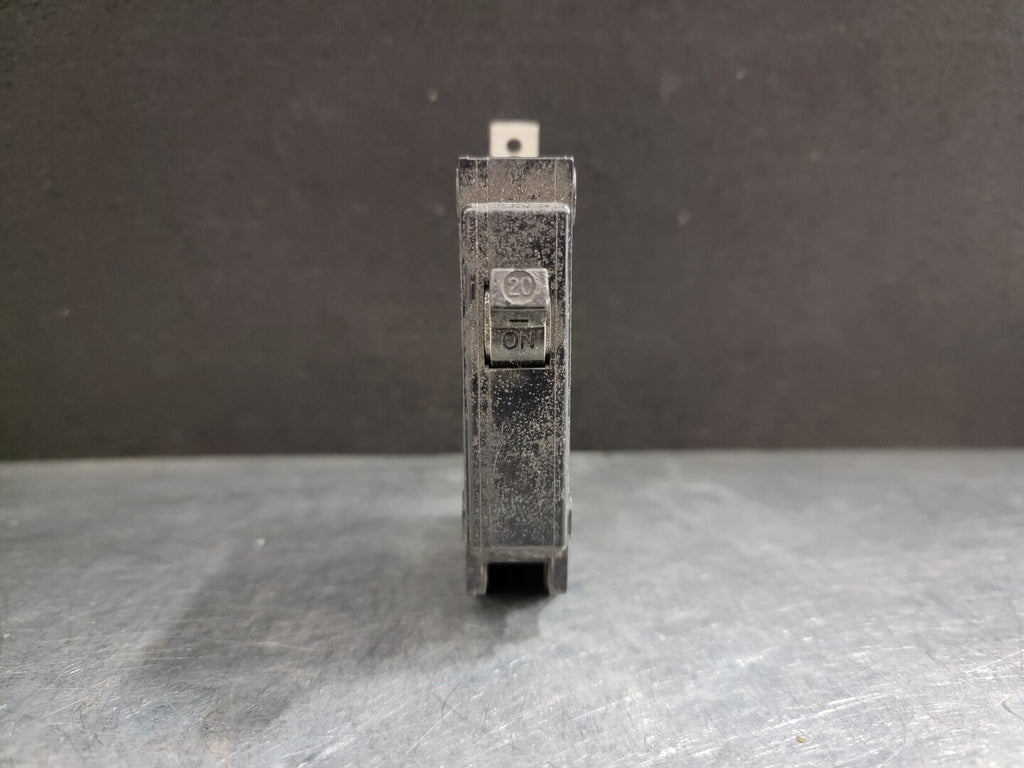 20 Amp, 1 Pole, 240 volts Circuit Breaker
