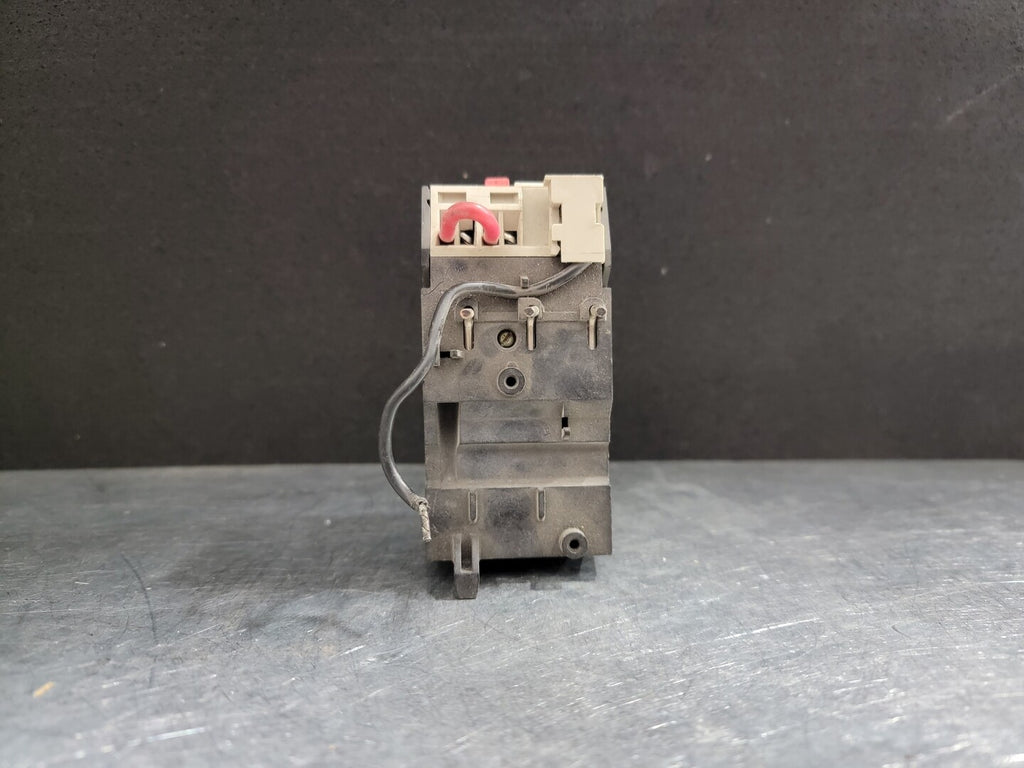 SIEMENS 2.5-4 Amp Overload Relay 3UA52 12-1E
