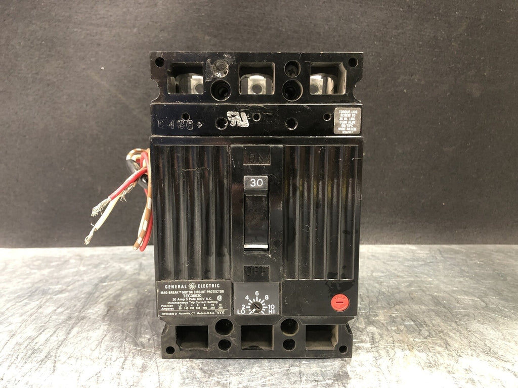 GENERAL ELECTRIC 30 Amp, 3 Pole, 600 Volts Circuit Breaker TEC36030