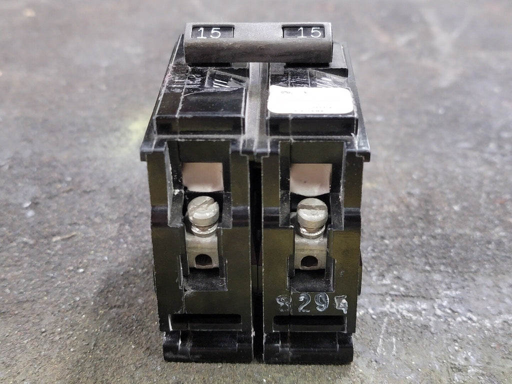 SIEMENS 15 Amp, 2 Pole, 240 volts Circuit Breaker