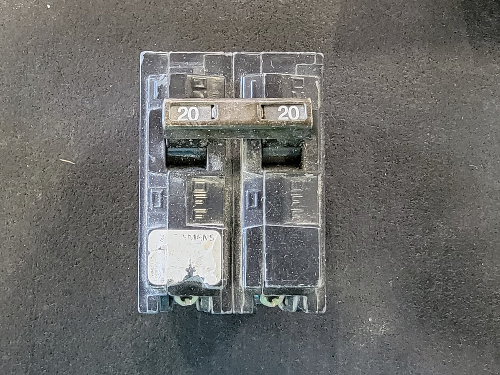 SIEMENS 20 Amp, 2 Pole, 240 volts Circuit Breaker Q220