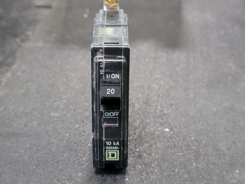 SQUARE D 20 Amp, 1 Pole, 240 volts Circuit Breaker QOB120