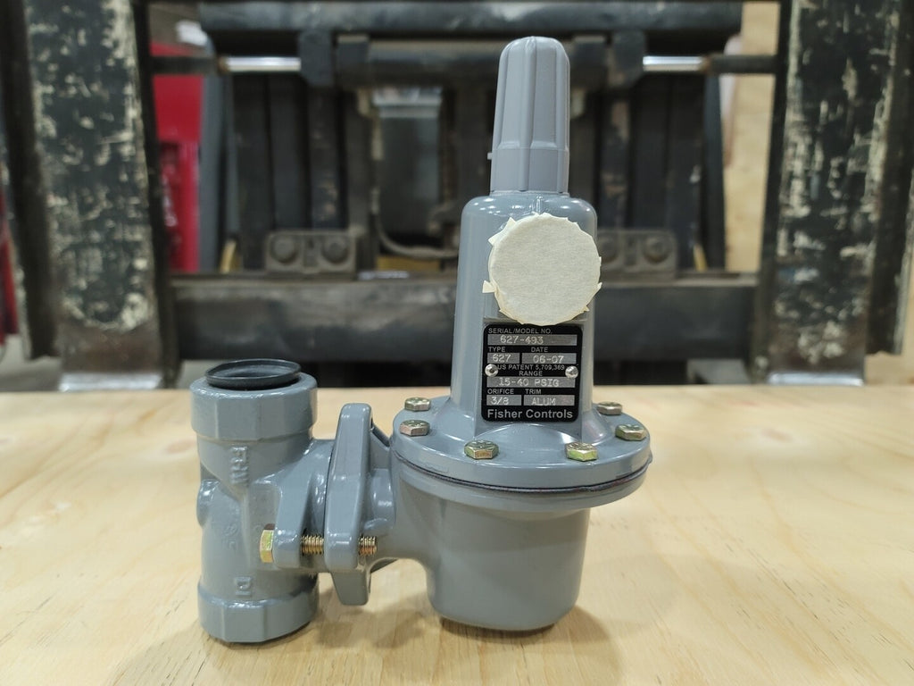 FISHER 1" NPT Pressure Reducing Regulator 627-493