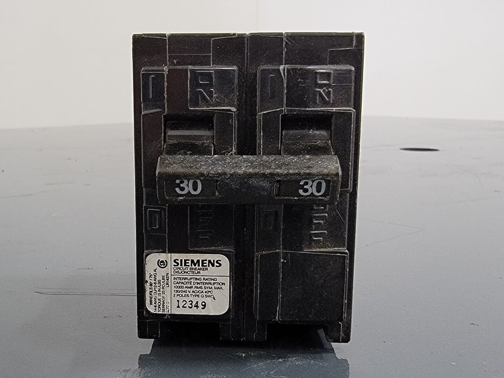 SIEMENS 30 Amp, 2 Pole, 120/240 Volts Circuit Breaker Q230 