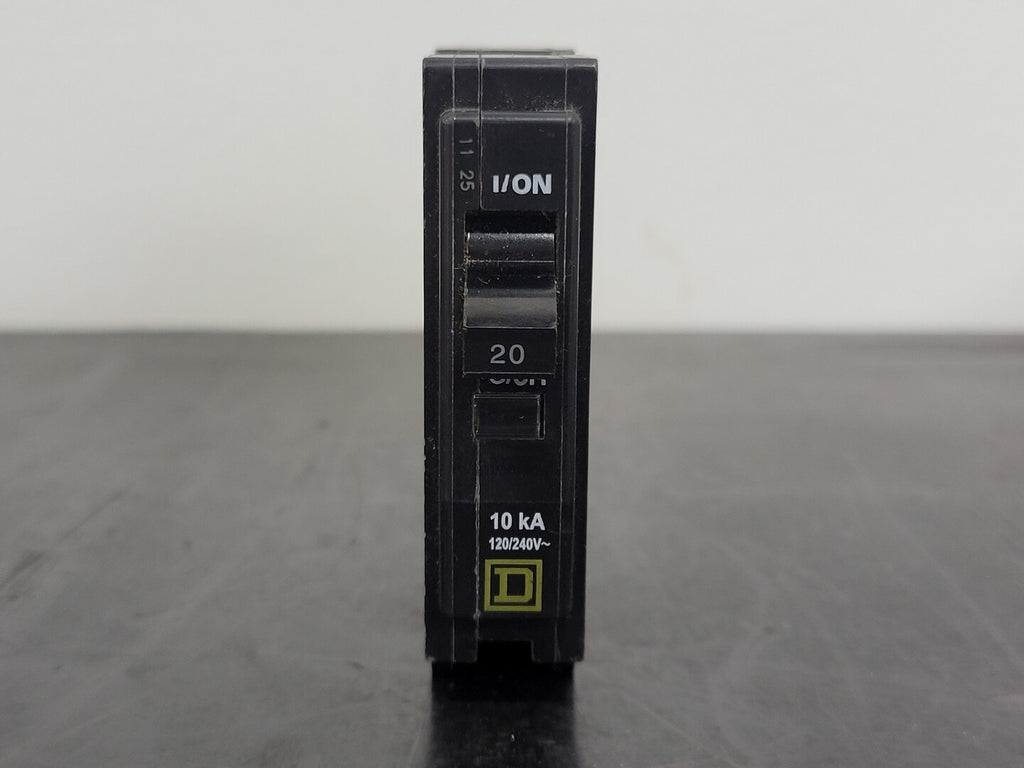 SQUARE D 20 Amp 1 Pole Circuit Breaker QO120 
