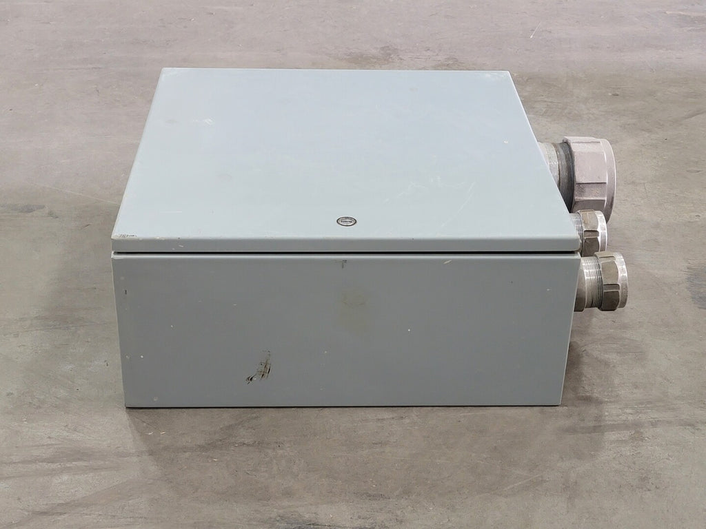 Electrical Enclosure w/ TECK300-20 Armoured Cable Gland