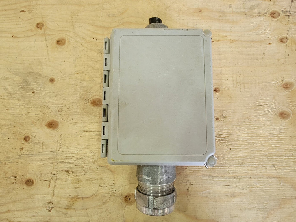 HOFFMAN A864CHQRFG Electrical Enclosure 8"x6"x4"