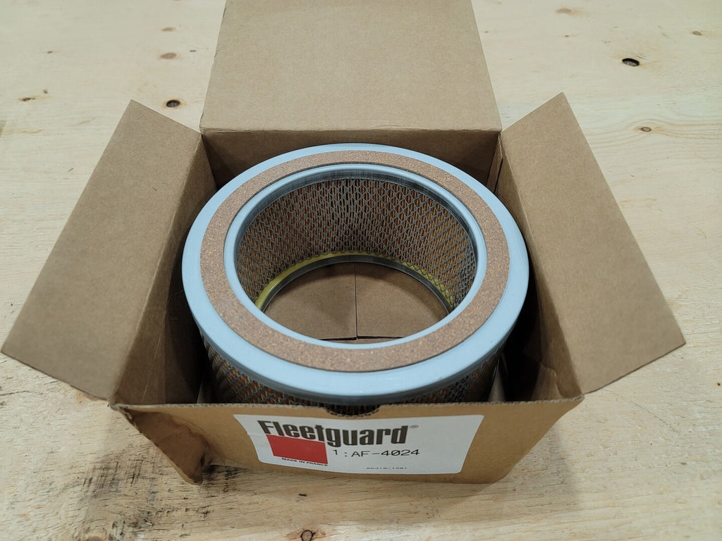 FLEETGUARD Air Filter AF-4024