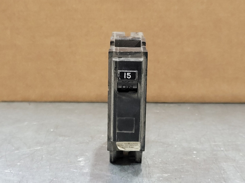 GENERAL ELECTRIC 15 Amp, 1 Pole, 120/240 volts Circuit Breaker THQL115