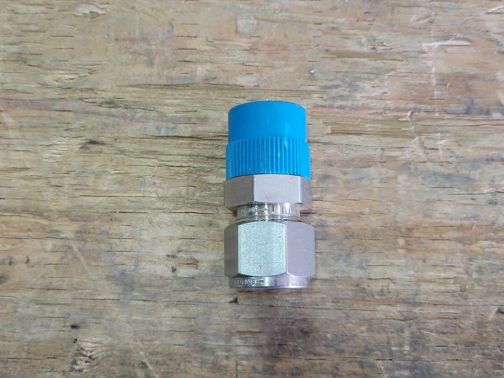 SWAGELOK 1/2", Straight-Connector, MPT, SS-8-VCR-6-810
