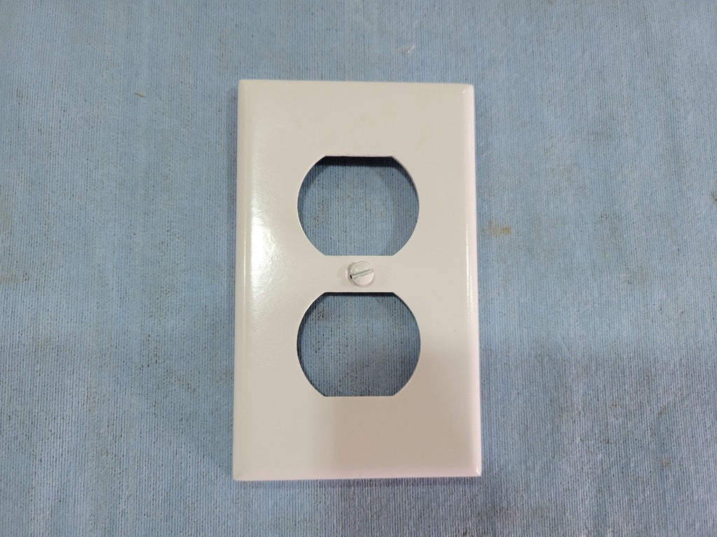 LEVITON Duplex Receptacle Outlet Cover 11362