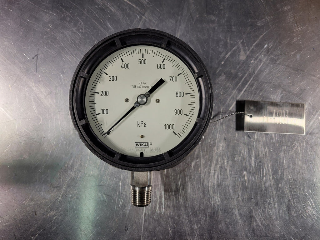 WIKA 0-1000 kPa Process Gauge 233.34 4.5"