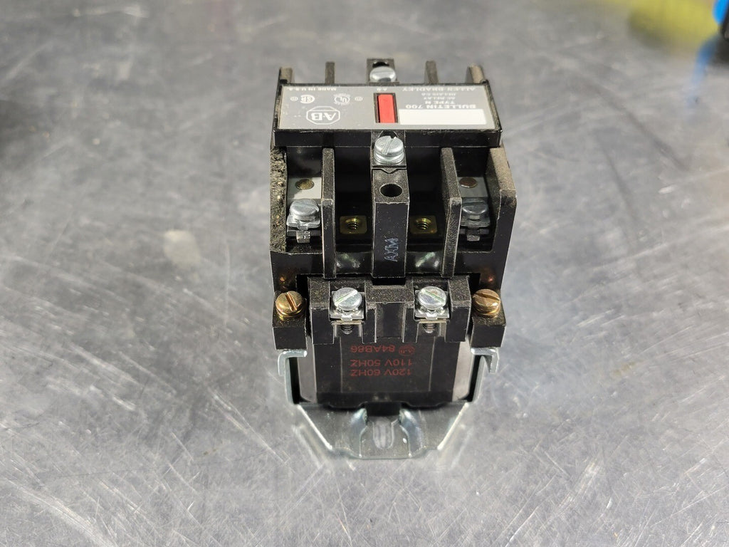 ALLEN-BRADLEY 10 Amp, 2 Pole, 2 N.O., 110/120 VAC Coil Control Relay 700-N200A1