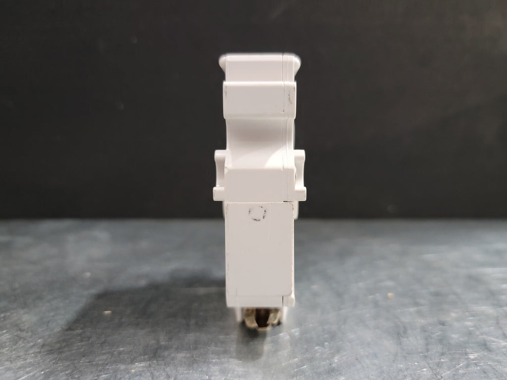 FEDERAL PIONEER 20 Amp, 1 Pole, 120/240 volts Circuit Breaker NA120