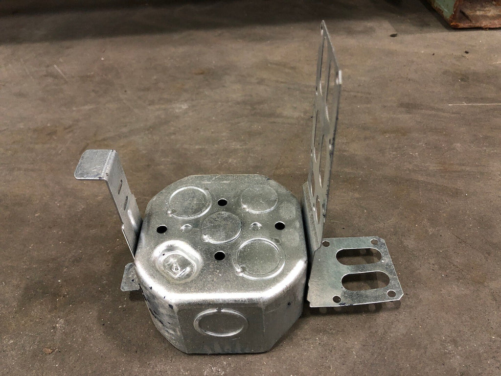 Electrical Octagon Outlet Box w/ Side Bracket