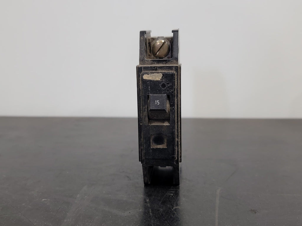WESTINGHOUSE 15 Amp, 1 Pole, 120/240 volts Circuit Breaker QCL1015 