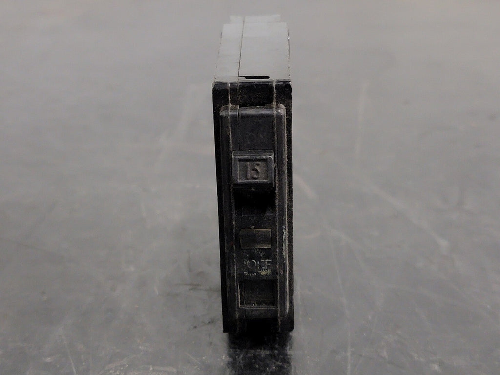 SQUARE D 15 Amp, 1 Pole, 120/240 volts Circuit Breaker QO115