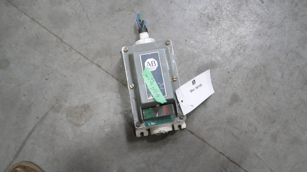 ALLEN-BRADLEY Switch