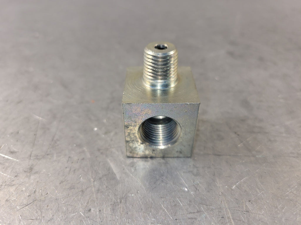 CATERPILLAR Adapter Fitting 136-2060