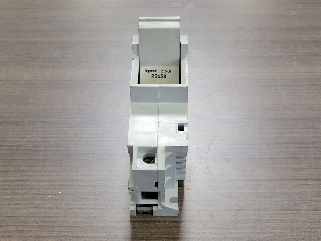 LEGRAND 22X58 Fuse Holder 216 01