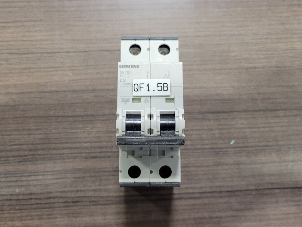 SIEMENS 2 Amp, 2 Pole, 400 volts Circuit Breaker 5SY62-C2