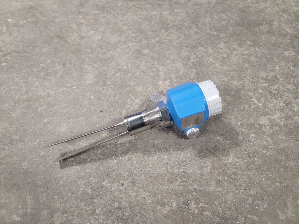ENDRESS+HAUSER Soliphant M Vibronic Point Level Switch FTM50-CGJ2A4A37AD