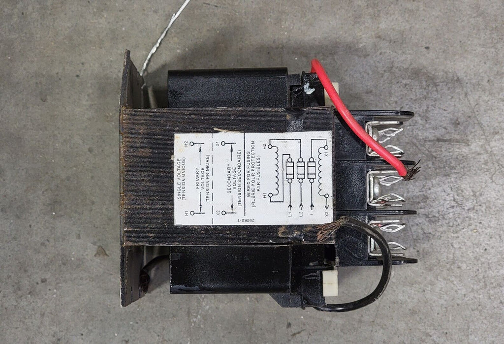 ALLEN-BRADLEY 130 VA Control Circuit Transformer, 600 pri. volts, 120 sec. volts 1497CCXSX3N