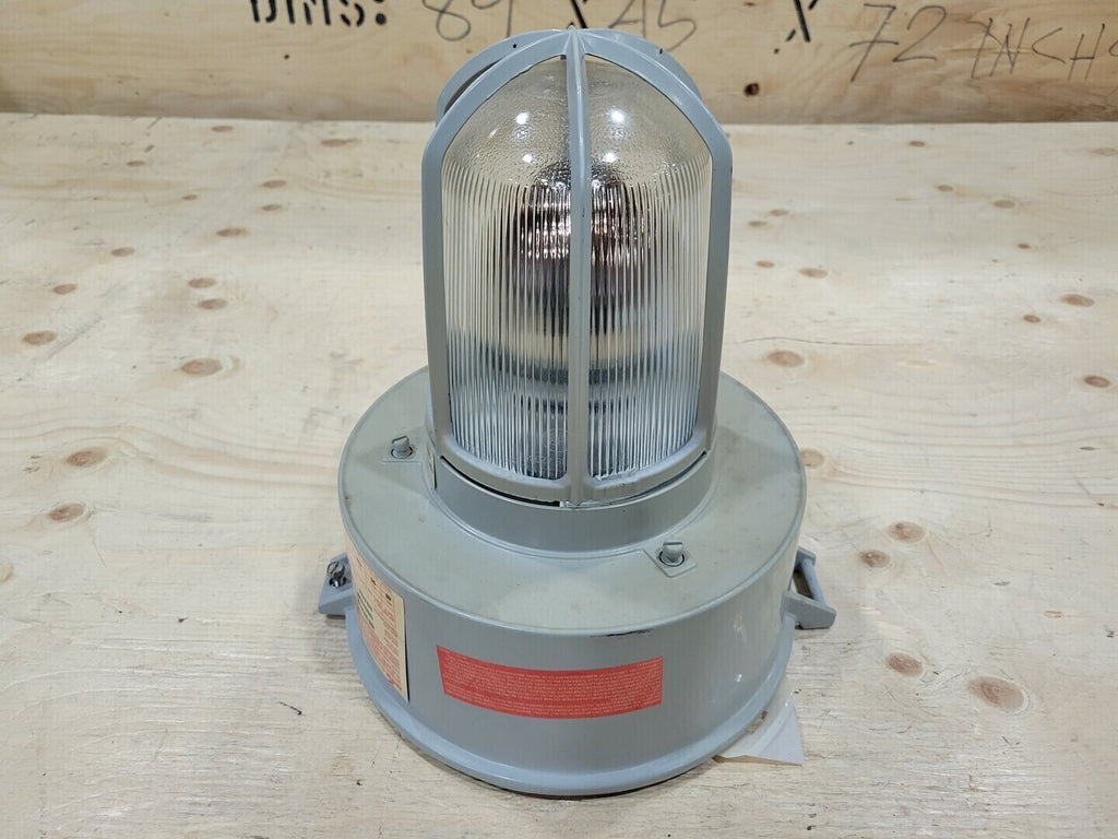 COOPER CHAMP VMV SERIES LUMINAIRE VMVS150/TT