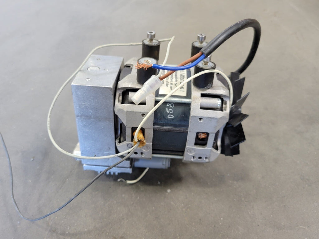 Swing Piston Vacuum Pump W/ AC Capacitor PM19791-NPK09
