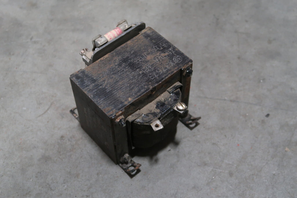 HAMMOND 150 VA Transformer X37673