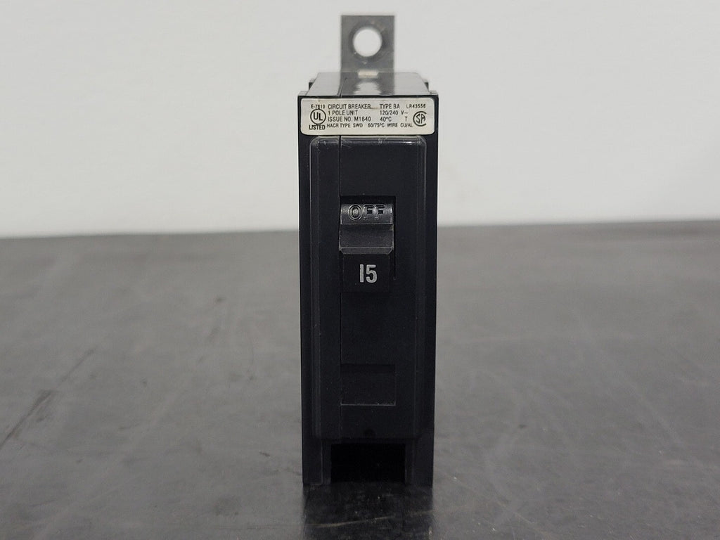 CUTLER-HAMMER 15 Amp, 1 Pole, 120/240 volts Circuit Breaker BA115 