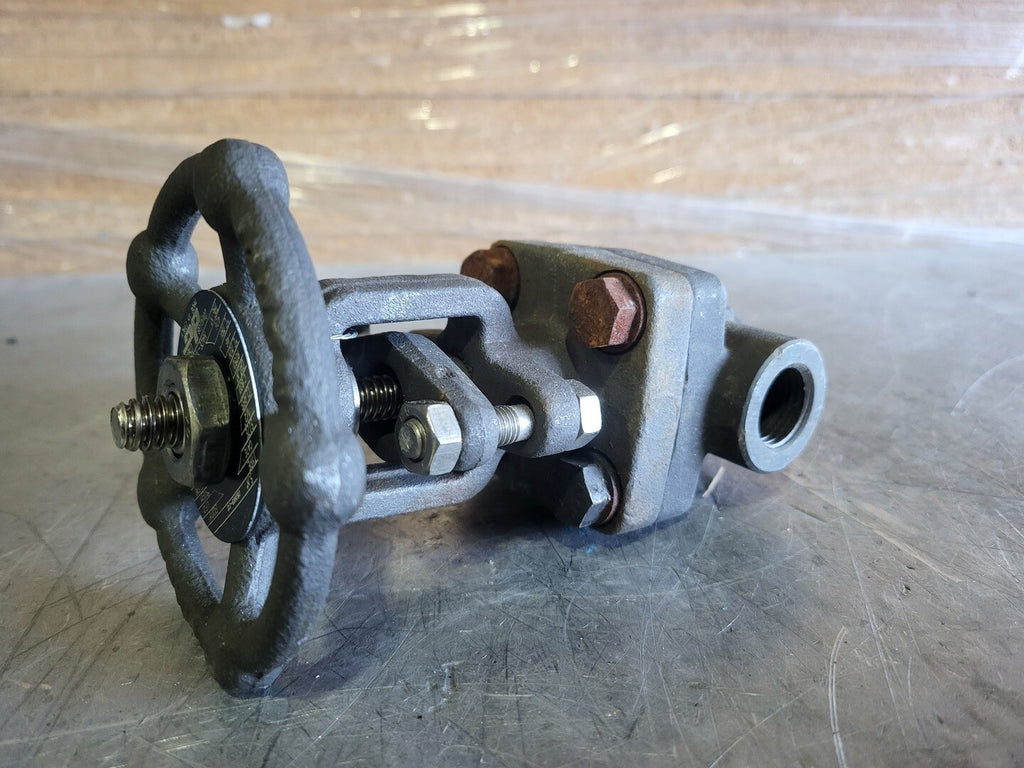 DOUGLAS CHERO 1/2" Class 800 Gate Valve 