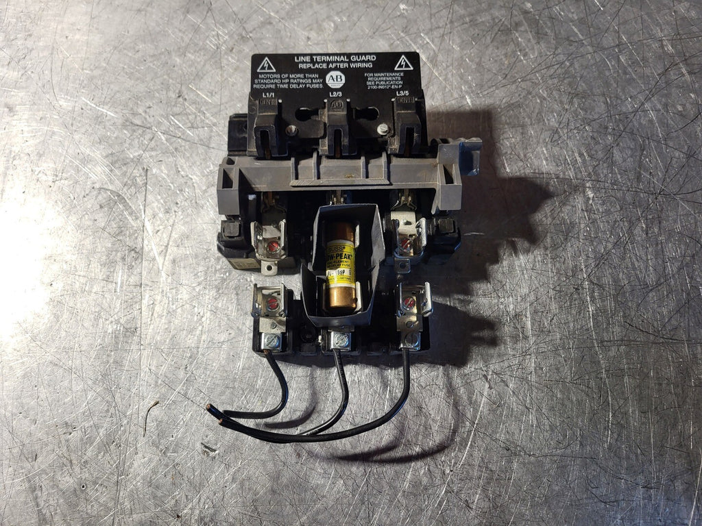 ALLEN-BRADLEY 30A Disconnect Switch 1494F-D30 w/ Fuse Block 1494F-FS30