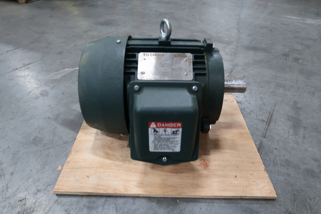 TOSHIBA 3 hp, 600 volts, 3500 rpm, 182T Electric Motor 0032XSSC41A-P