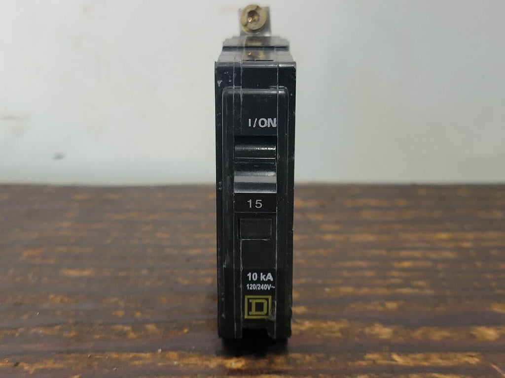 SQUARE D 15 Amp, 1 Pole, 120/240 volts Circuit Breaker
