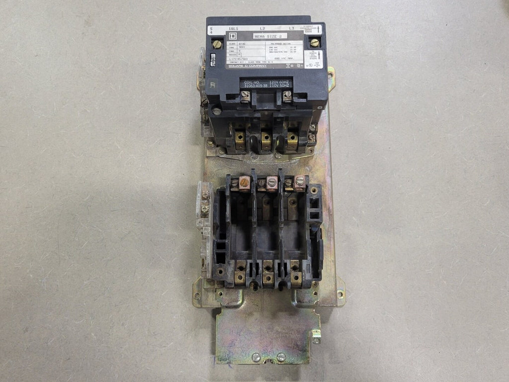 SQUARE D 25 hp, NEMA Size 2, 110/120 VAC Coil Reversing Starter 8736SDO1V02S