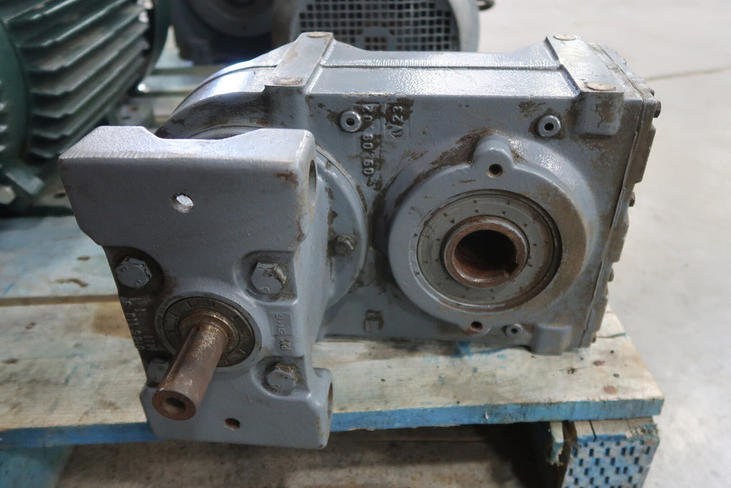 SEW 34.01:1 Ratio Gear Unit FAZ67AD3P182-184S015