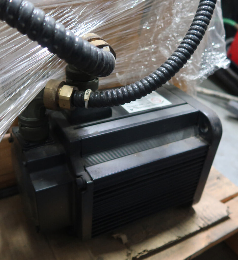 YASKAWA 1.2 kW AC Servo Motor USAMED-12BA2