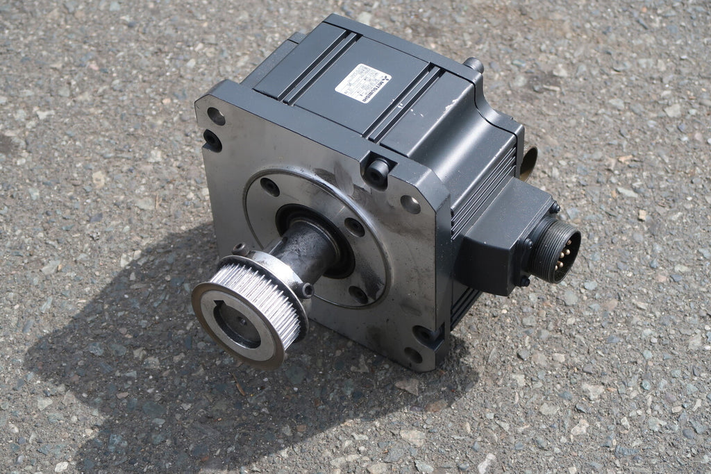 MITSUBISHI 2 kW, 138 volts, 2000 rpm AC Servo Motor HC-SFS202-K