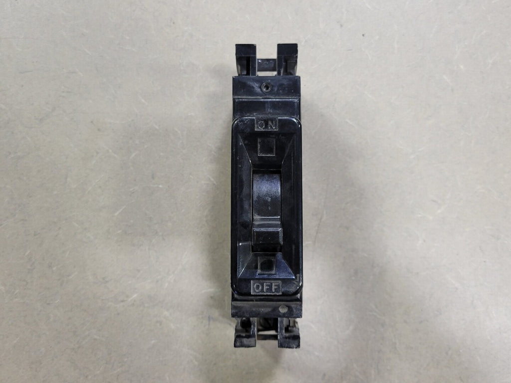 FEDERAL PIONEER 15 Amp, 1 Pole, 346 volts Circuit Breaker NEF311015