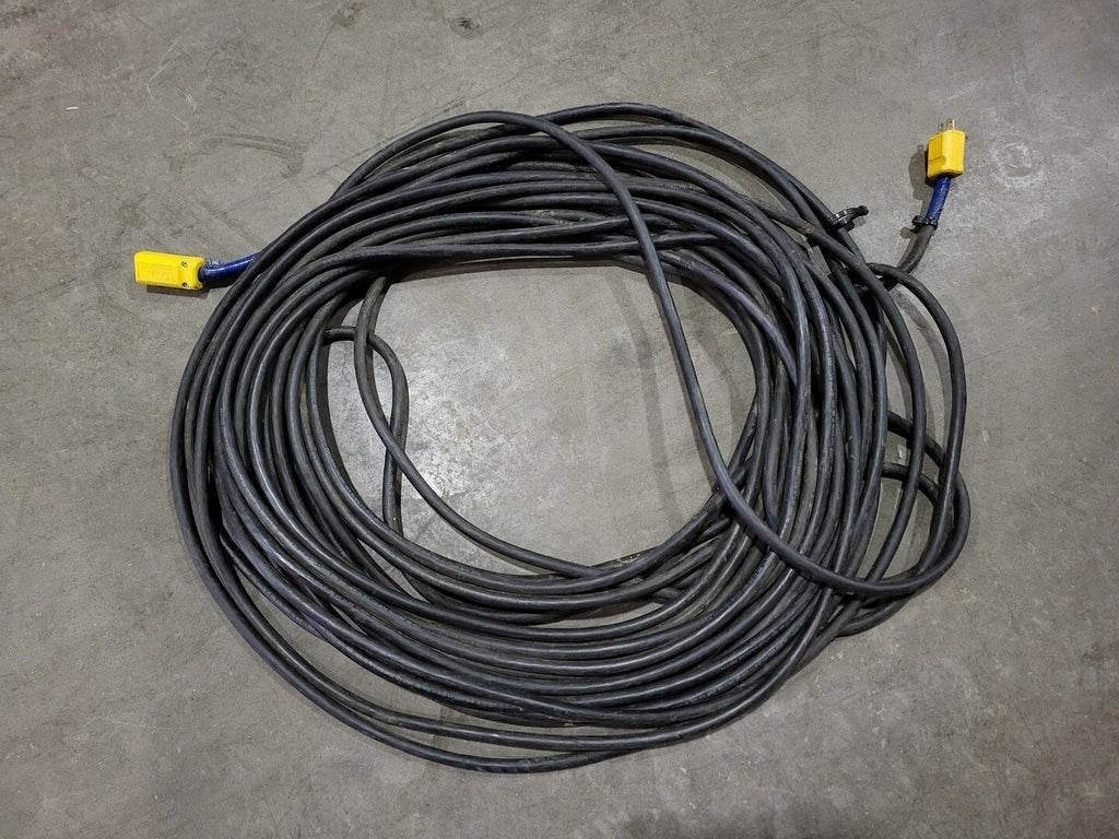 SOUTHWIRE 140 ft SOOW Power Extension Cord 14/3 AWG 15A 125V