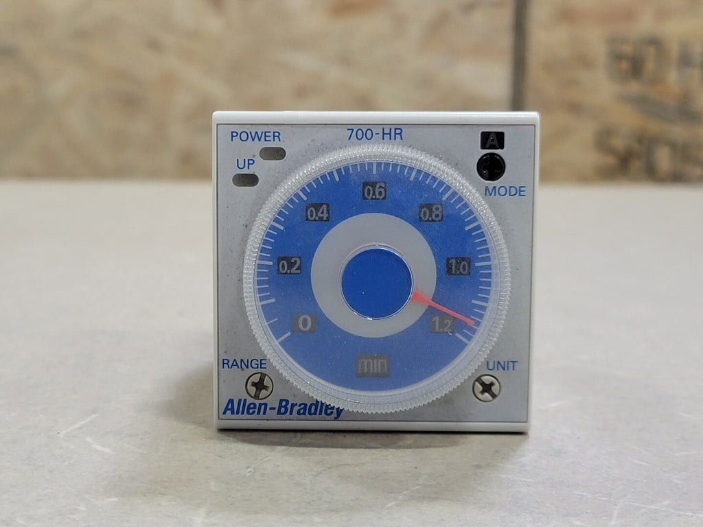 ALLEN-BRADLEY 5 Amp Dial Timing Relay 700-HR52TA17